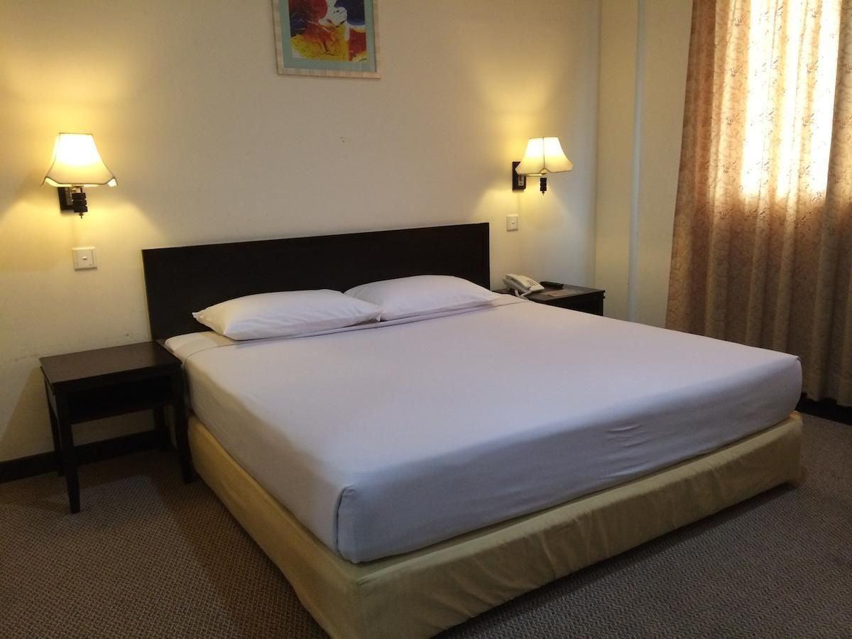 Carlton Hotel Shah Alam Dış mekan fotoğraf