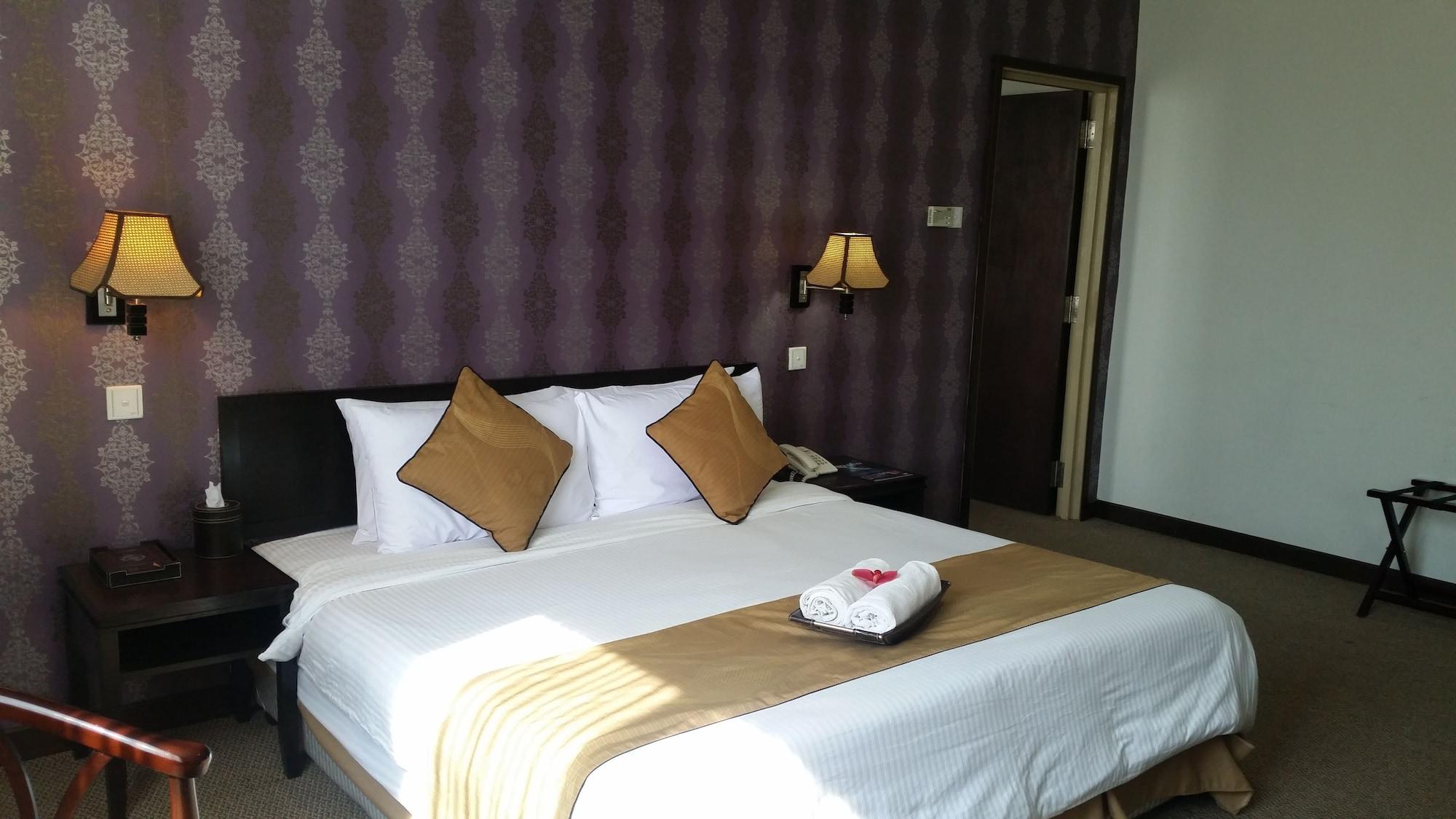 Carlton Hotel Shah Alam Dış mekan fotoğraf
