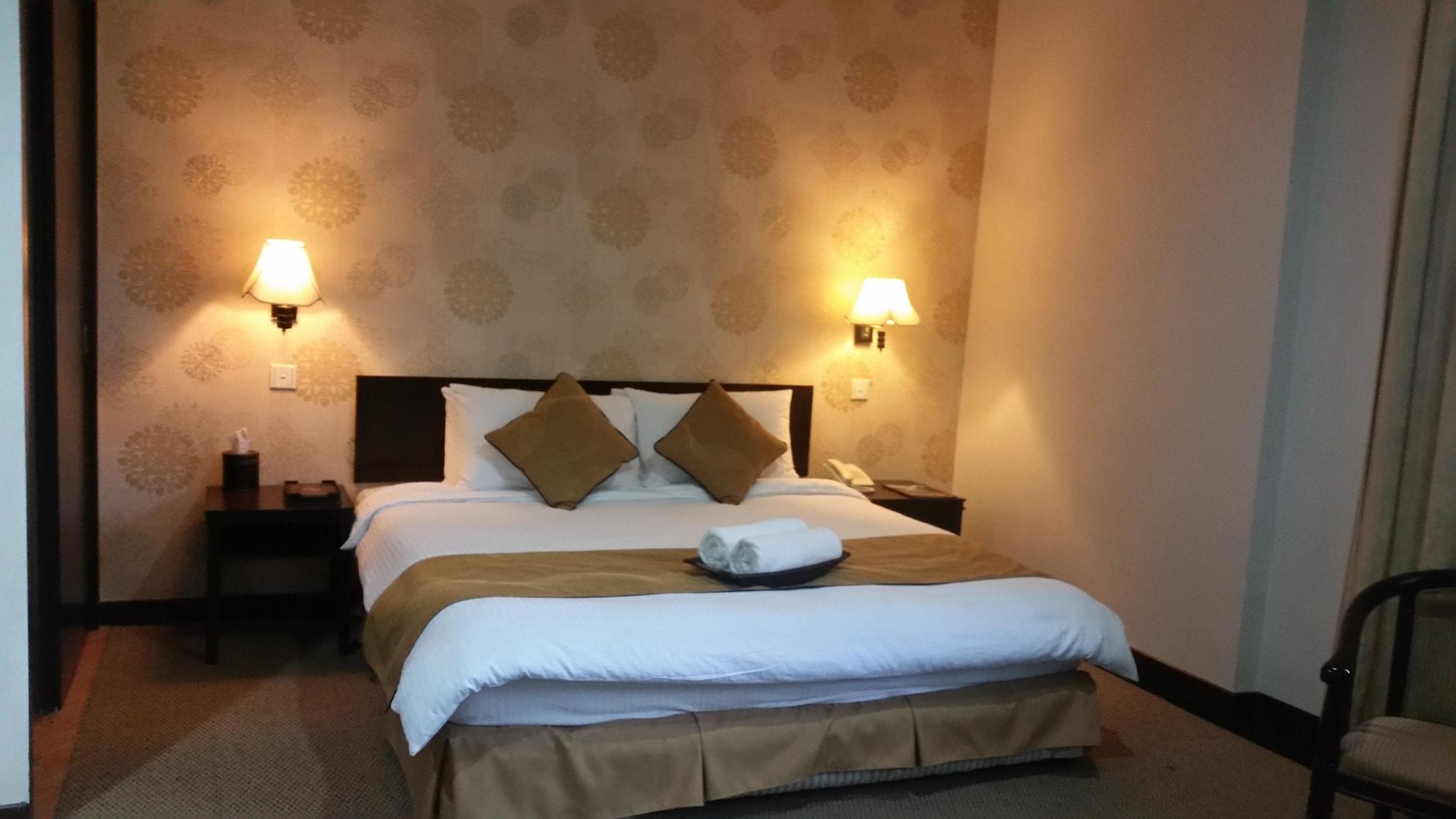 Carlton Hotel Shah Alam Dış mekan fotoğraf