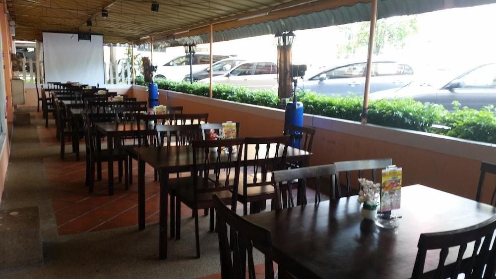 Carlton Hotel Shah Alam Dış mekan fotoğraf