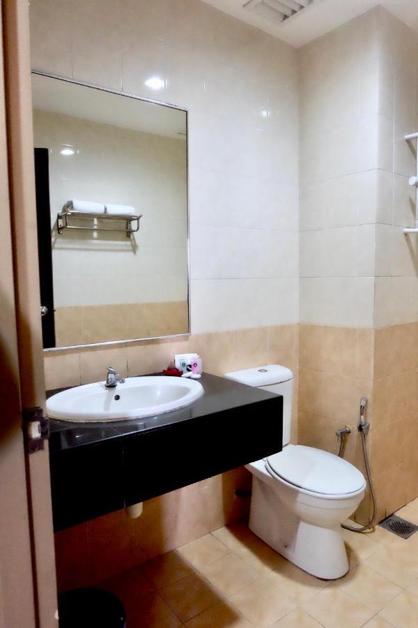 Carlton Hotel Shah Alam Dış mekan fotoğraf
