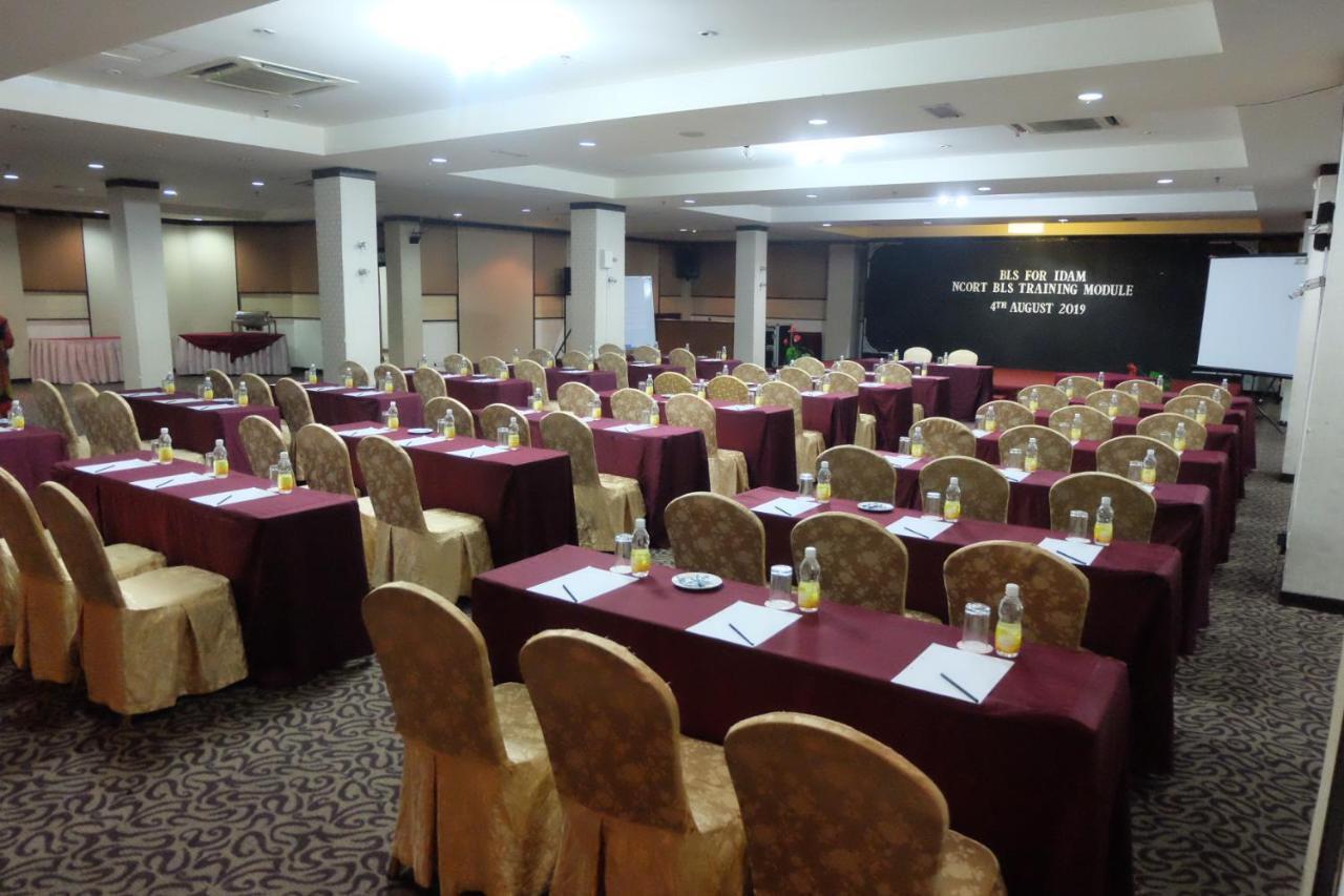 Carlton Hotel Shah Alam Dış mekan fotoğraf
