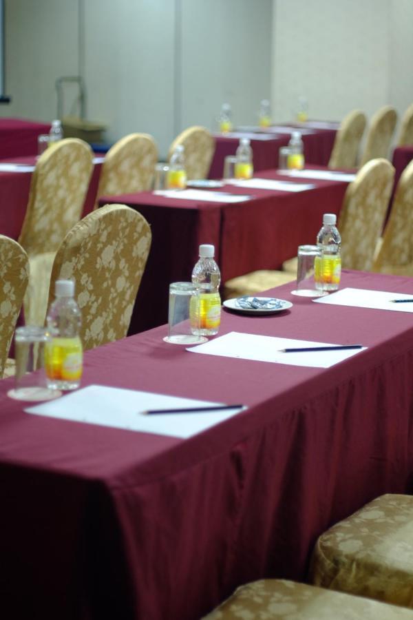 Carlton Hotel Shah Alam Dış mekan fotoğraf